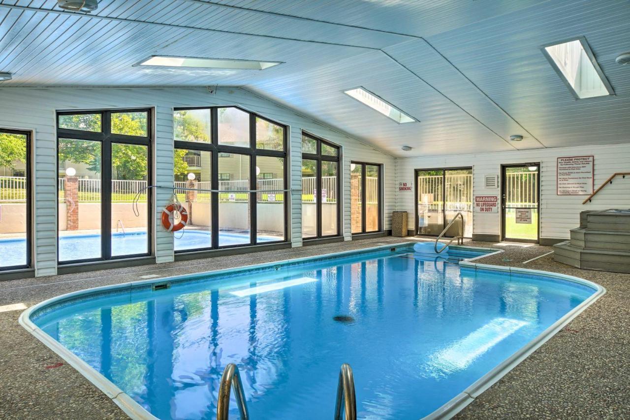 Pet-Friendly Branson Getaway With Private Patio! Apartment Bagian luar foto