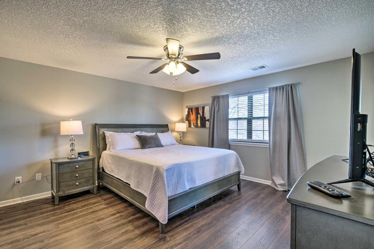 Pet-Friendly Branson Getaway With Private Patio! Apartment Bagian luar foto