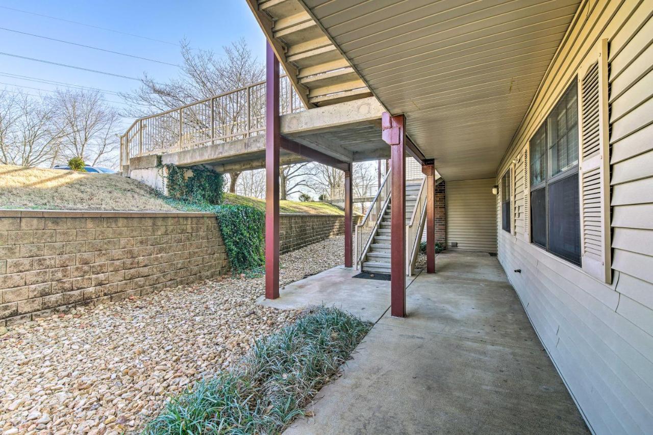 Pet-Friendly Branson Getaway With Private Patio! Apartment Bagian luar foto