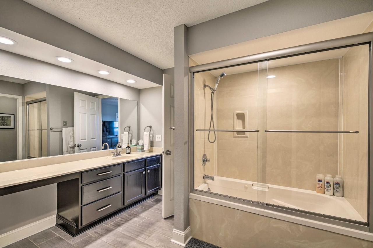 Pet-Friendly Branson Getaway With Private Patio! Apartment Bagian luar foto